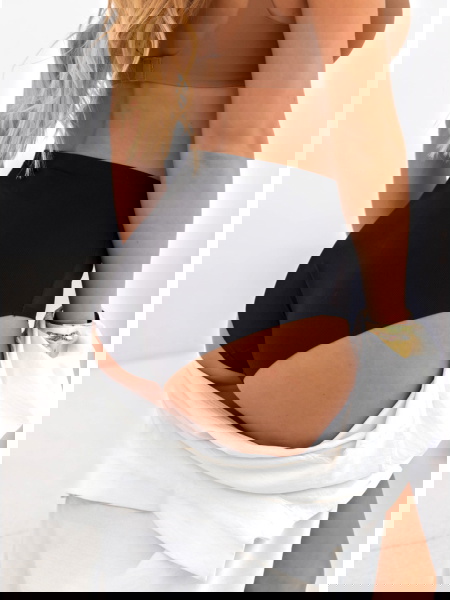 Czarne majtki z siateczką... 2