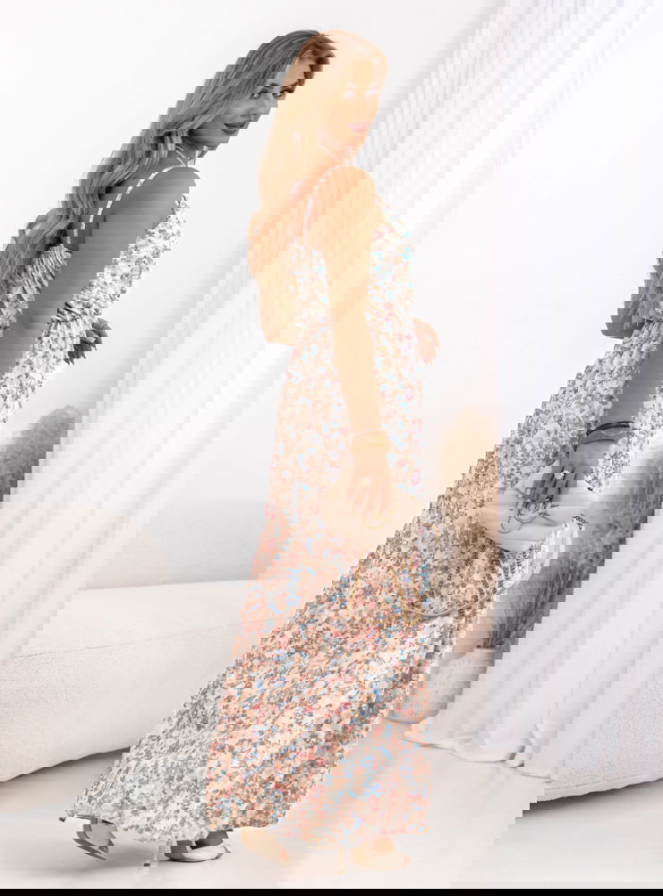 Wzorzysta sukienka maxi z rozcięciem...