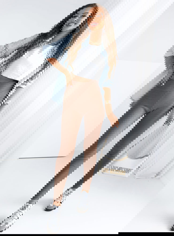 Prążkowane dopasowane legginsy...