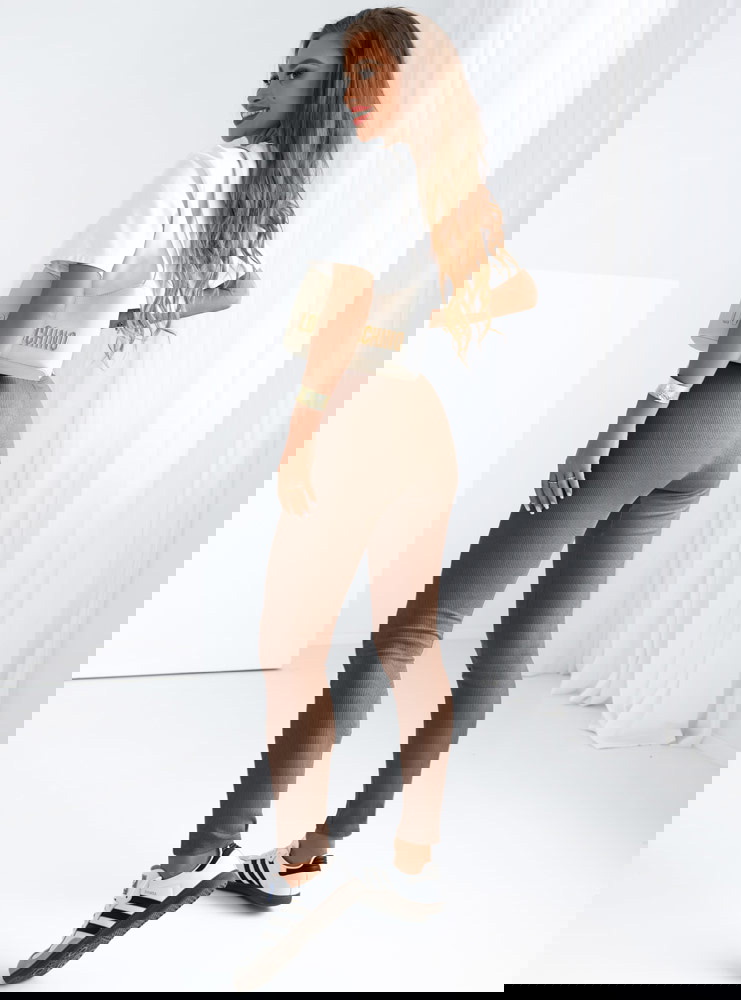 Prążkowane dopasowane legginsy...