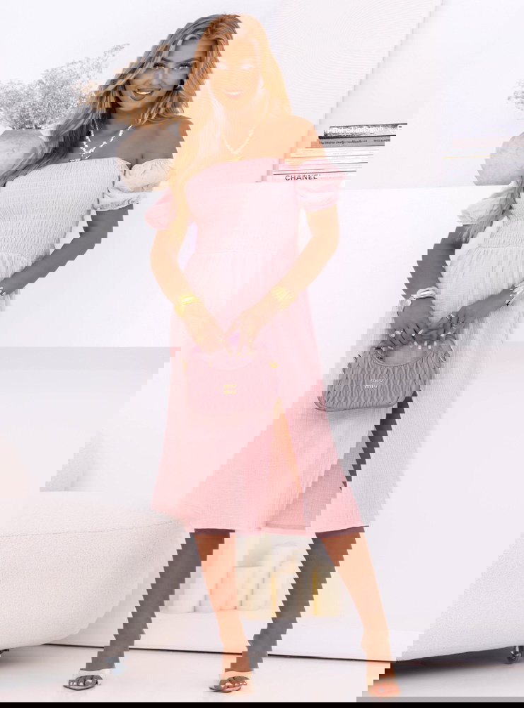 Pudrowa muślinowa sukienka z...