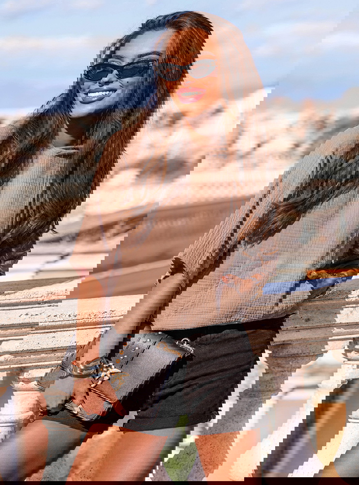 Beżowa muślinowa bluza kangurek z...