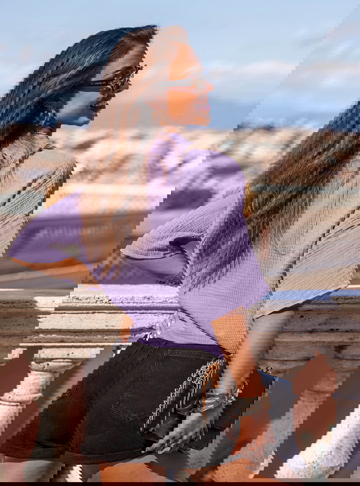 Liliowa muślinowa bluza kangurek z...