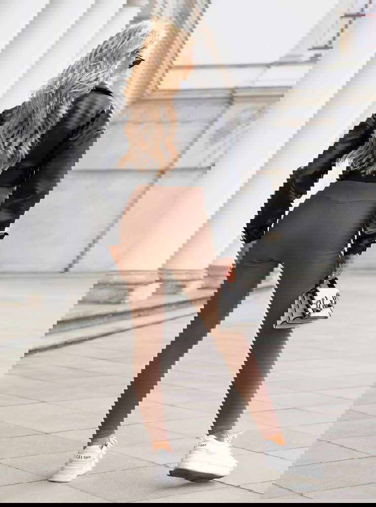 Prążkowane dopasowane legginsy Velvet...