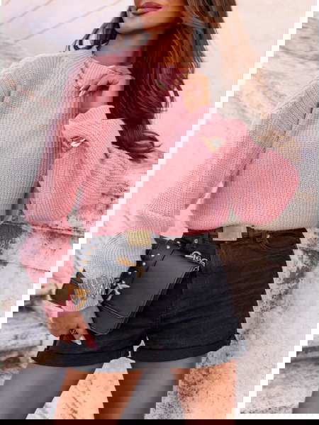 Pudrowy sweter z półgolfem... 2