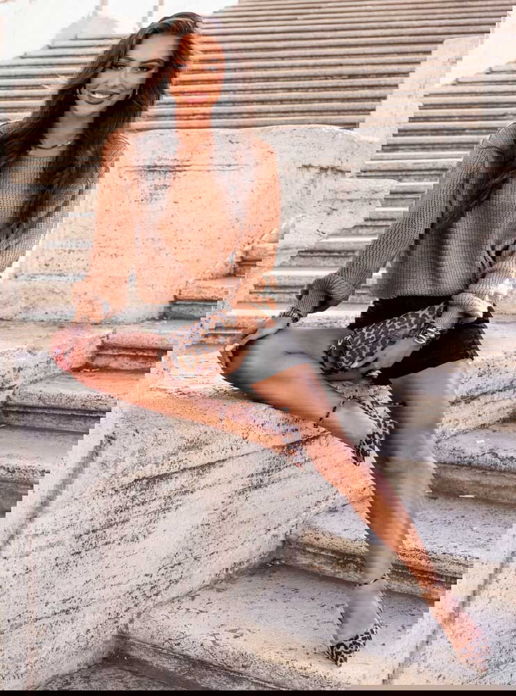 Sweter z wiązaniem na plecach Maenrie...