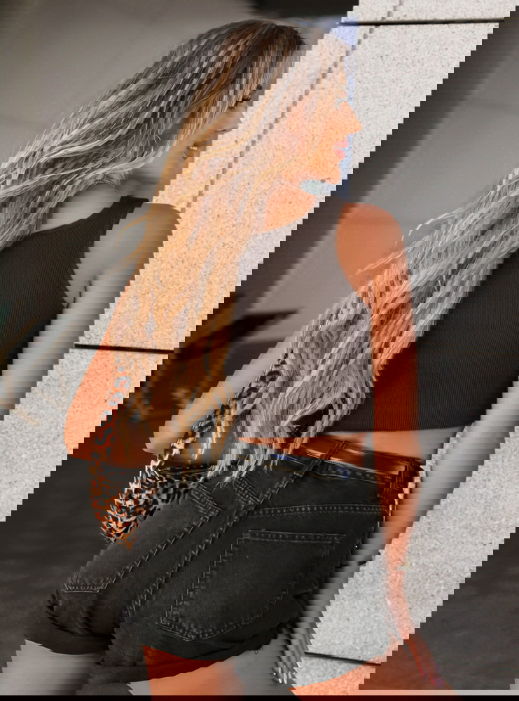 Czekoladowy top na ramiączka Jerin