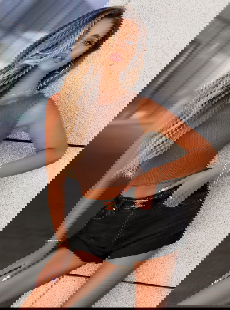 Top na ramiączka Jerin - mocha mousse