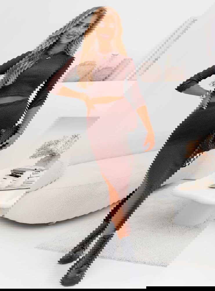 Czekoladowy prążkowany komplet...