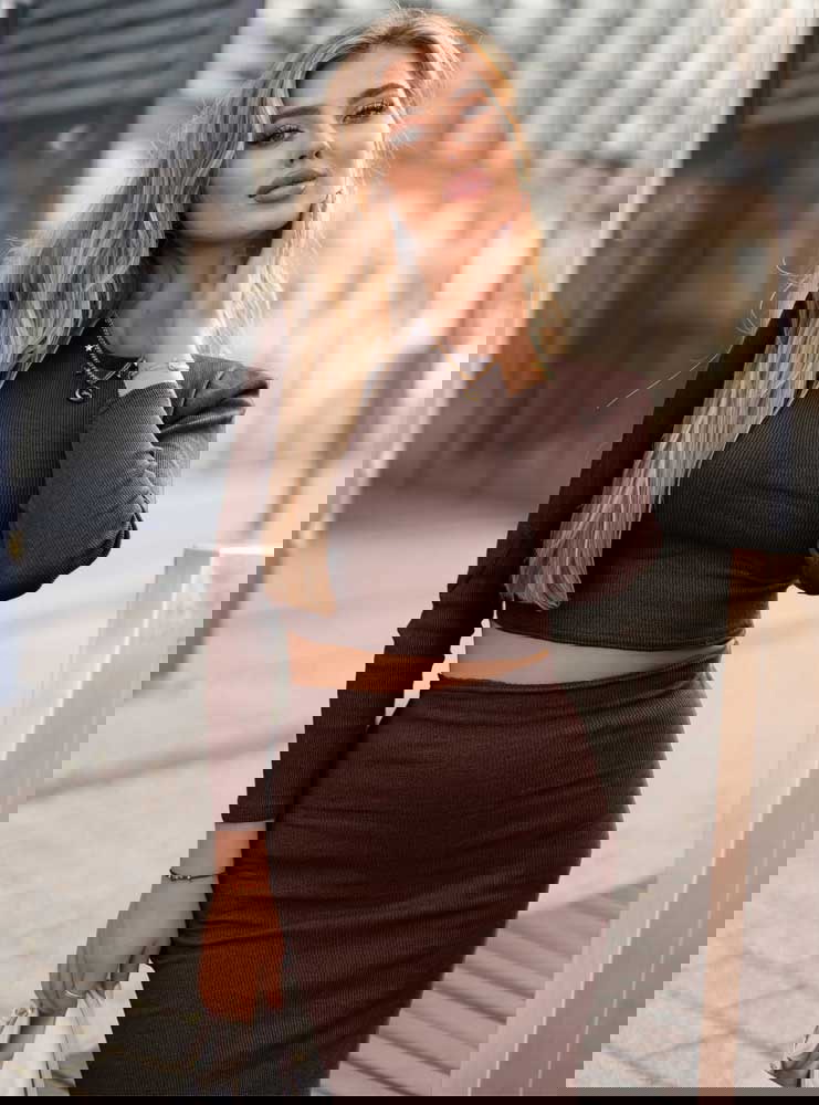 Czekoladowy prążkowany komplet...