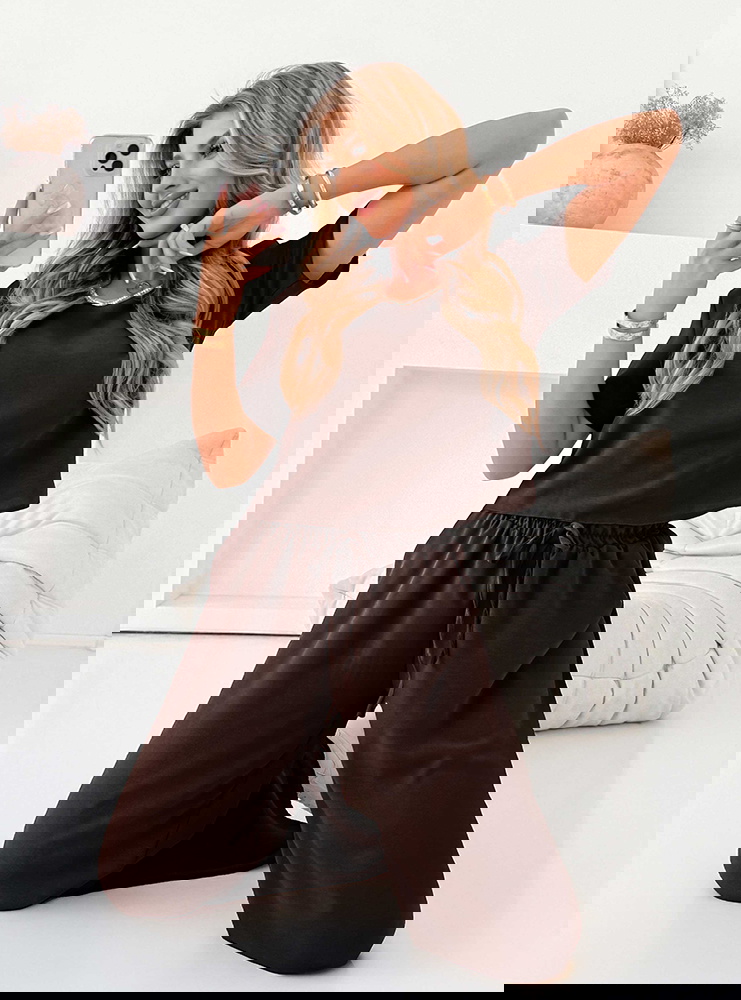 Czekoladowy komplet bluzka z krótkim...