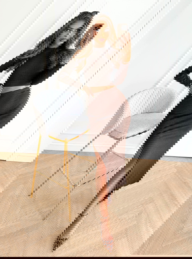 Czekoladowy prążkowany komplet...