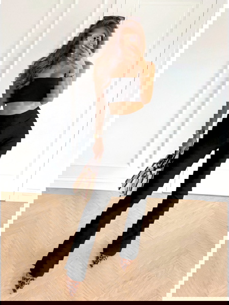 Czarne prążkowane spodnie z... 2