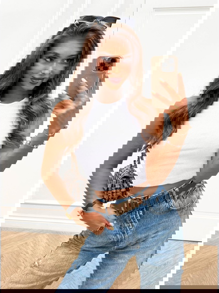 Biały prążkowany top na...