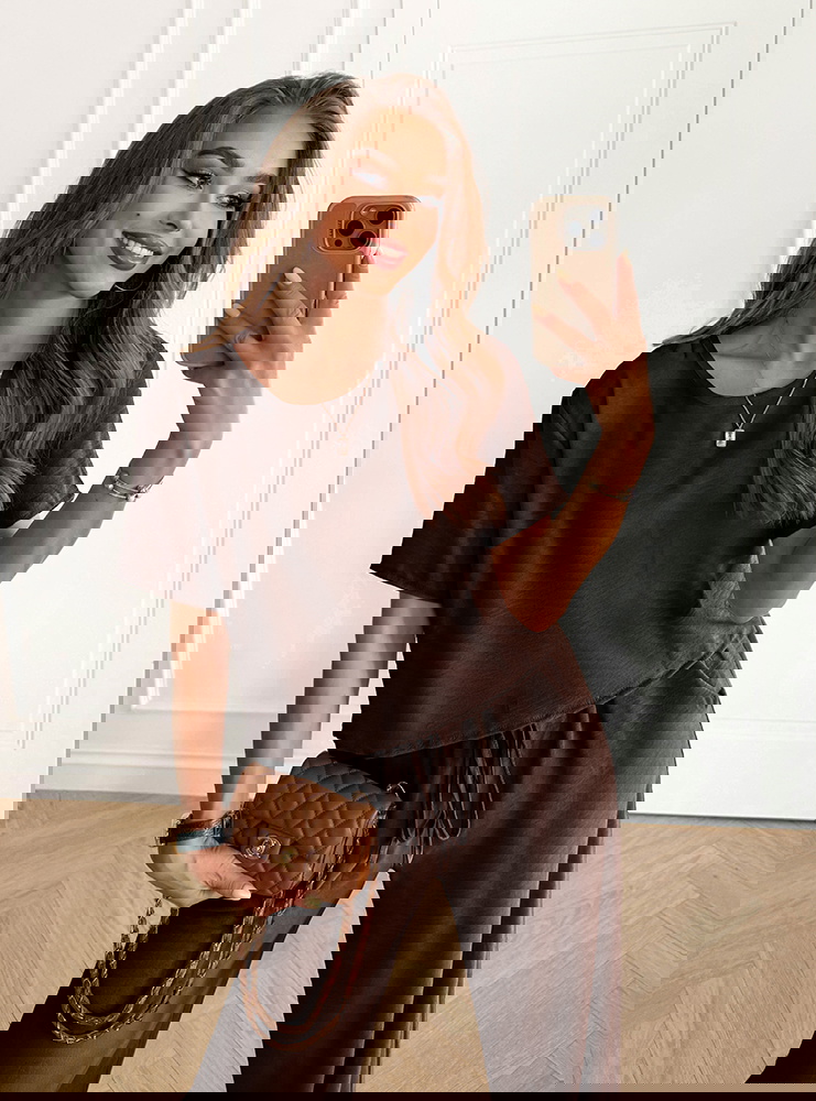 Czekoladowy komplet bluzka z krótkim...