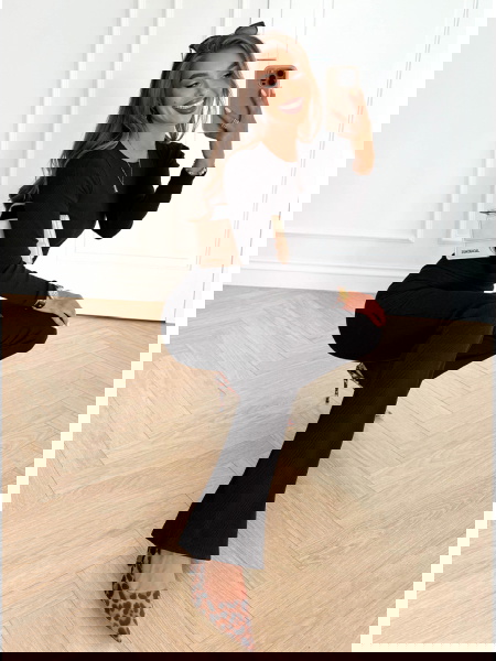 Czarny prążkowany komplet...