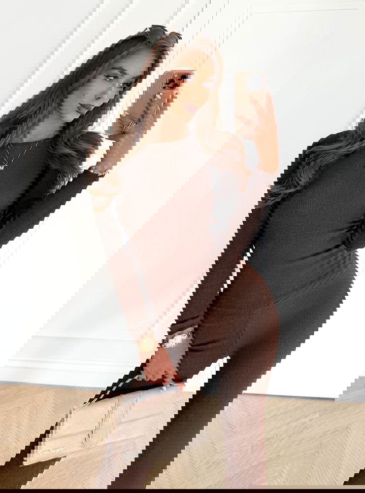 Czekoladowy prążkowany komplet...