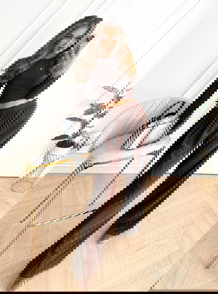 Czekoladowy komplet bluzka i szerokie...