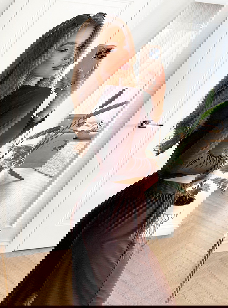 Czekoladowy komplet bluzka i szerokie...