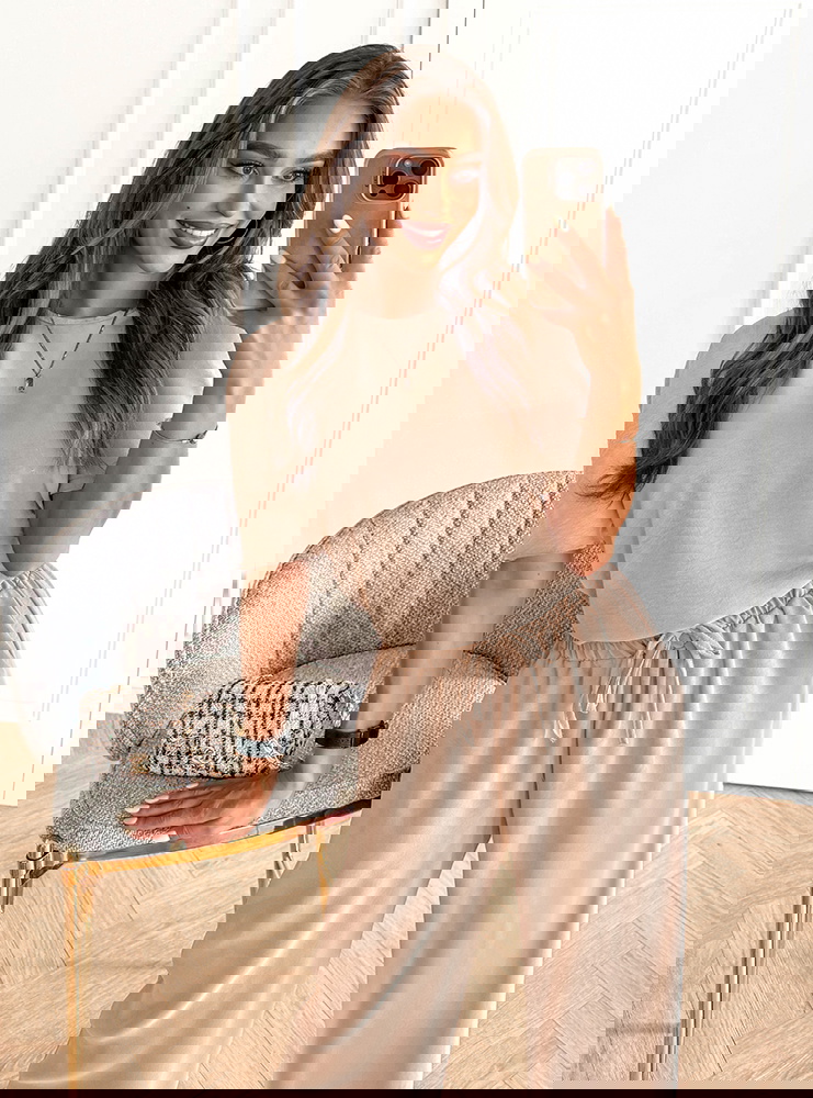 Beżowy komplet bluzka i szerokie...