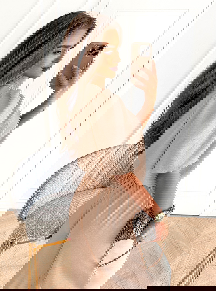 Beżowy komplet bluzka i szerokie...