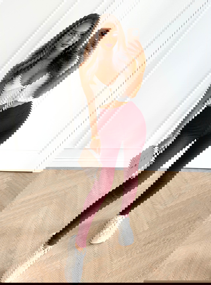 Bordowe prążkowane dopasowane...