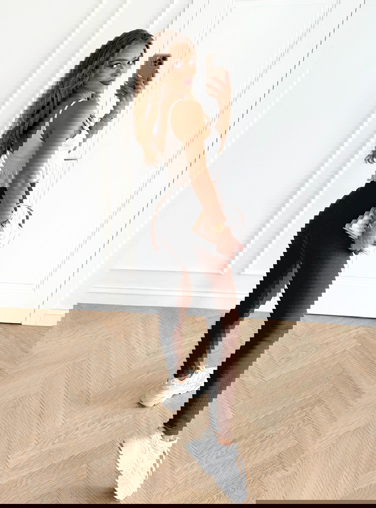 Czekoladowe prążkowane dopasowane...