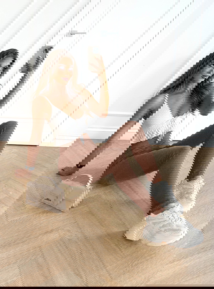 Prążkowane dopasowane legginsy...