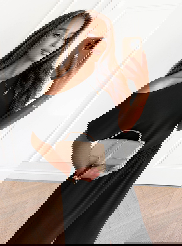 Czarny komplet bluzka z krótkim...