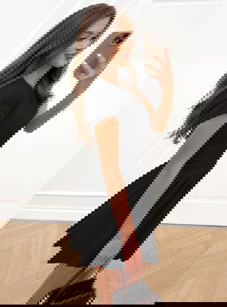 Czarny komplet prążkowany bluzka i...