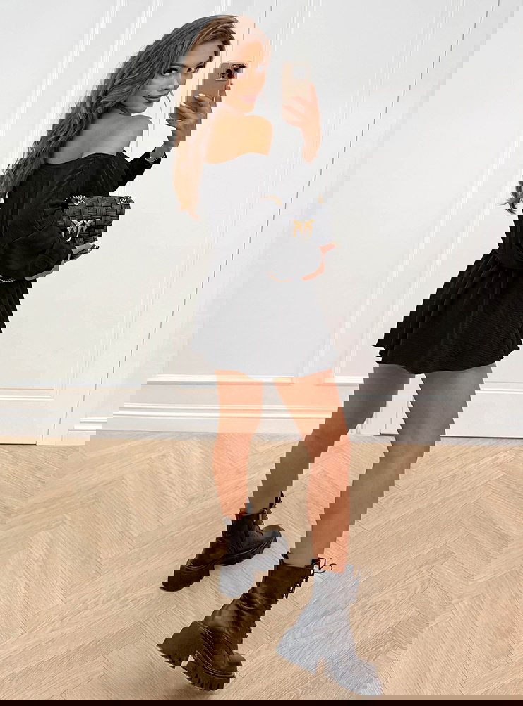 Czarny kombinezon jak sukienka Savvia