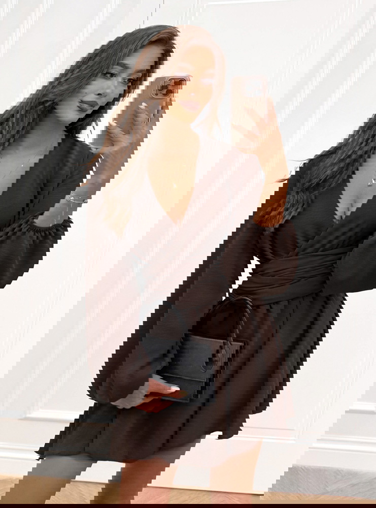 Czekoladowy kombinezon jak sukienka z...