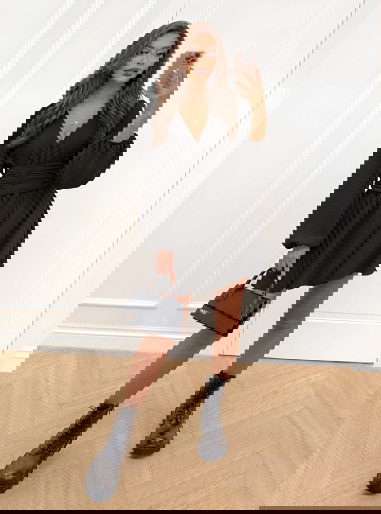 Czarny kombinezon jak sukienka z...