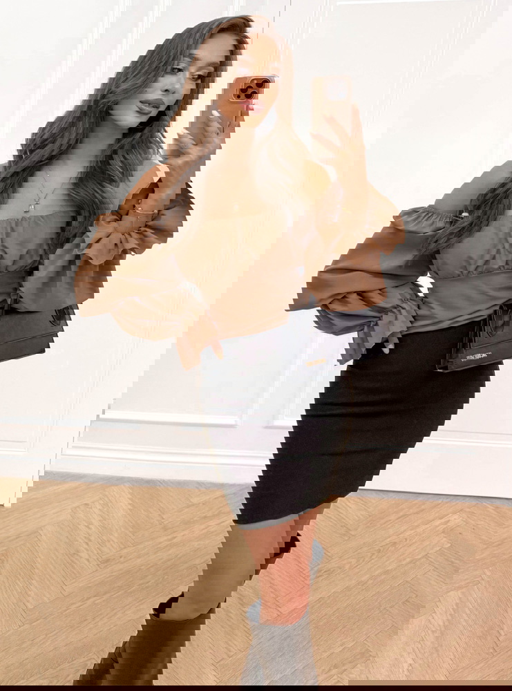 Bluzka typu hiszpanka Rebevra - mocha...