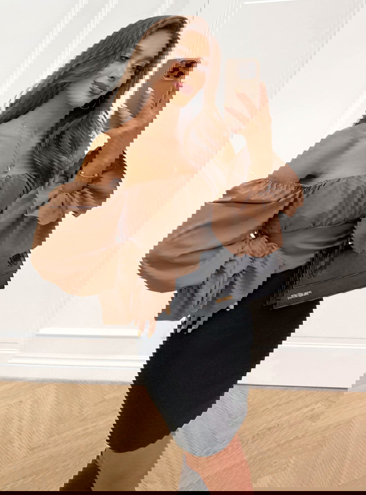 Bluzka typu hiszpanka Rebevra - mocha...