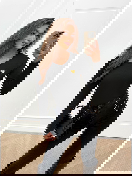 Czarna koszulka na długi... 2