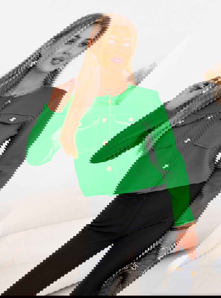 Zielona kurtka zapinana na guziki...