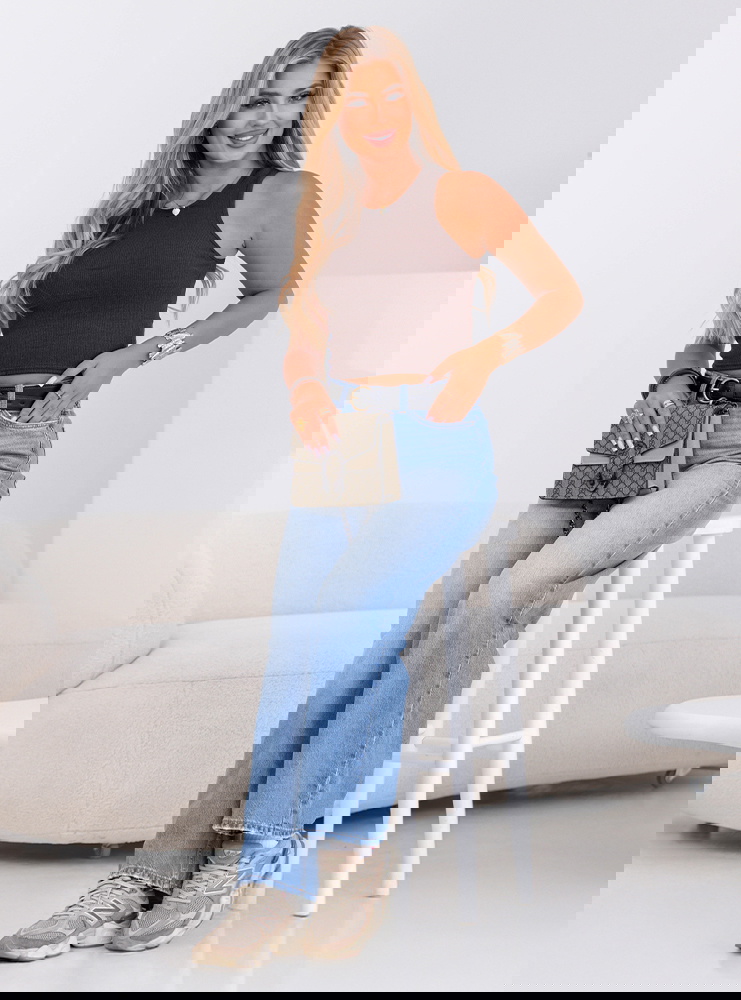 Czekoladowy prążkowany top na...