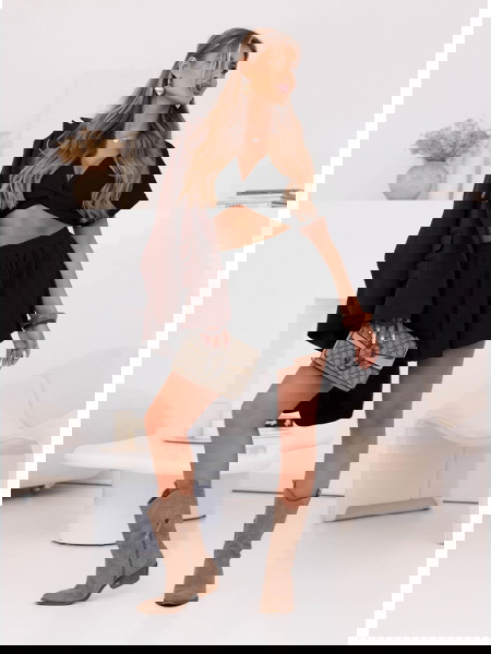 Czarny komplet prążkowany...