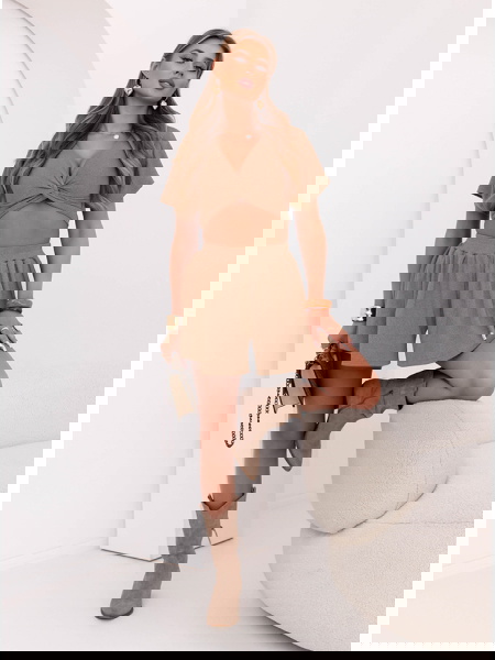 Beżowy komplet prążkowany...