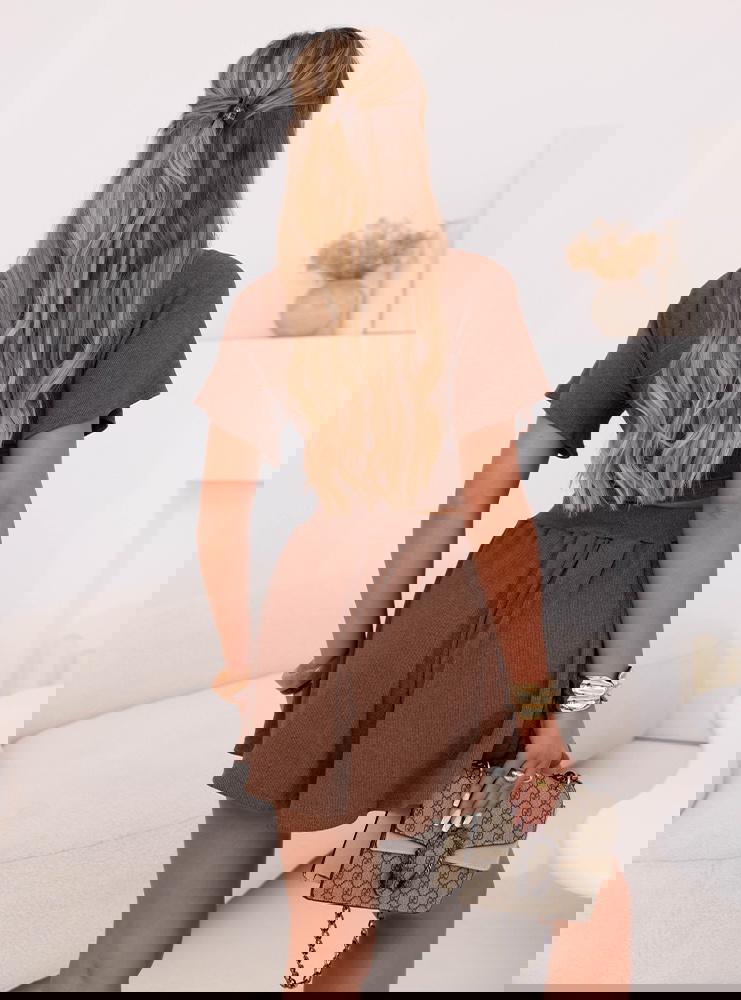 Komplet prążkowany top i szerokie...