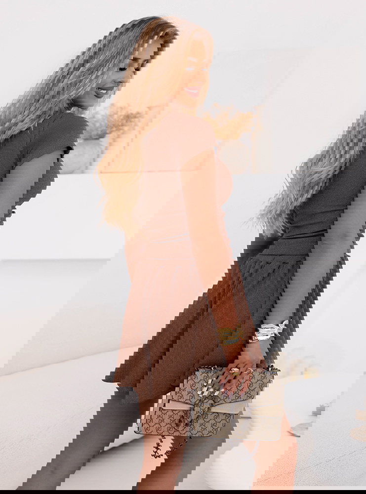 Komplet prążkowany bluzka i spodenki...