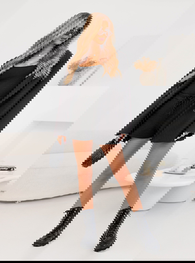 Czarny prążkowany komplet bluzka na...