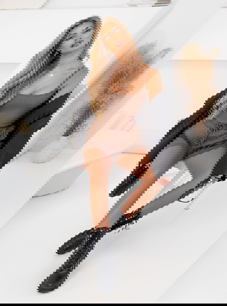 Prążkowany komplet bluzka na...