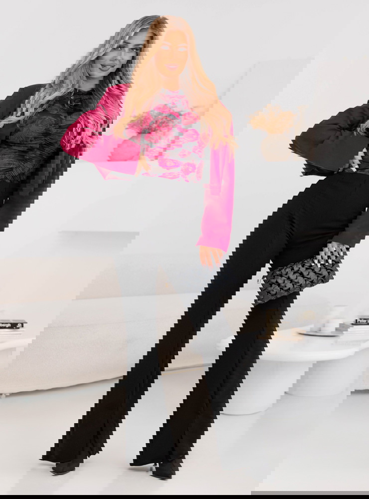 Czarne spodnie typu dzwony z...