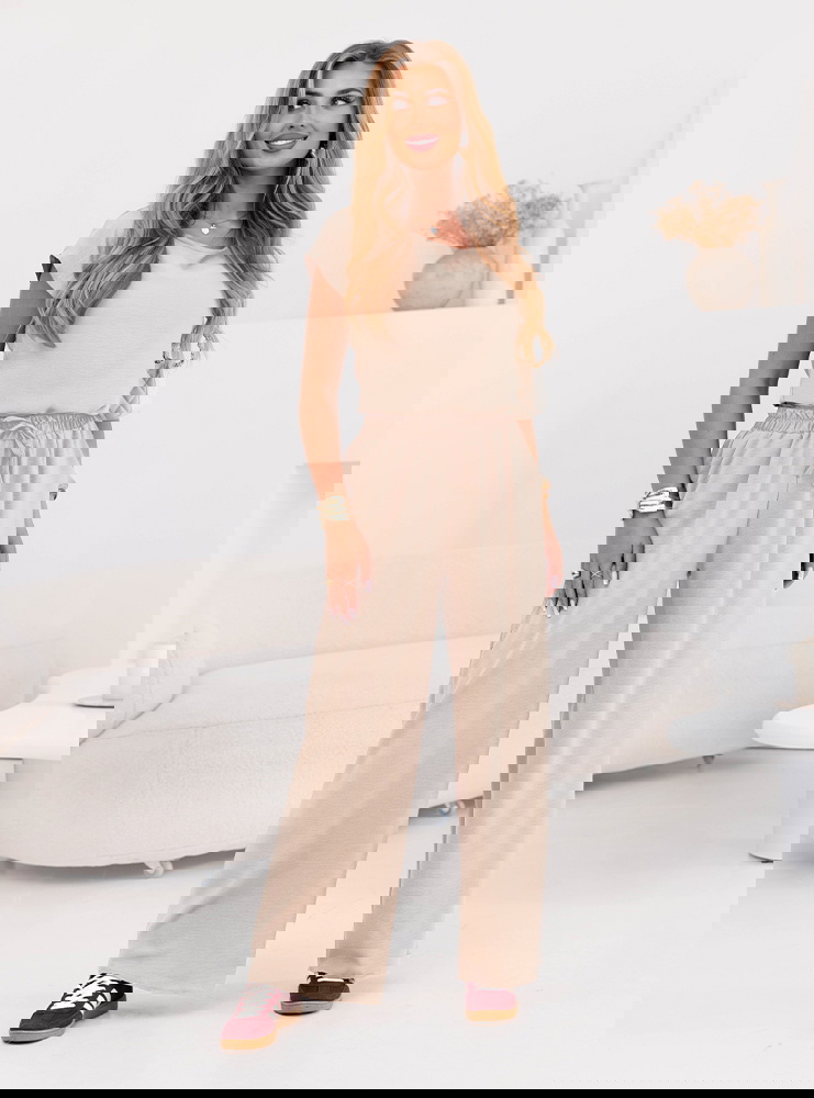 Beżowy komplet bluzka z krótkim...