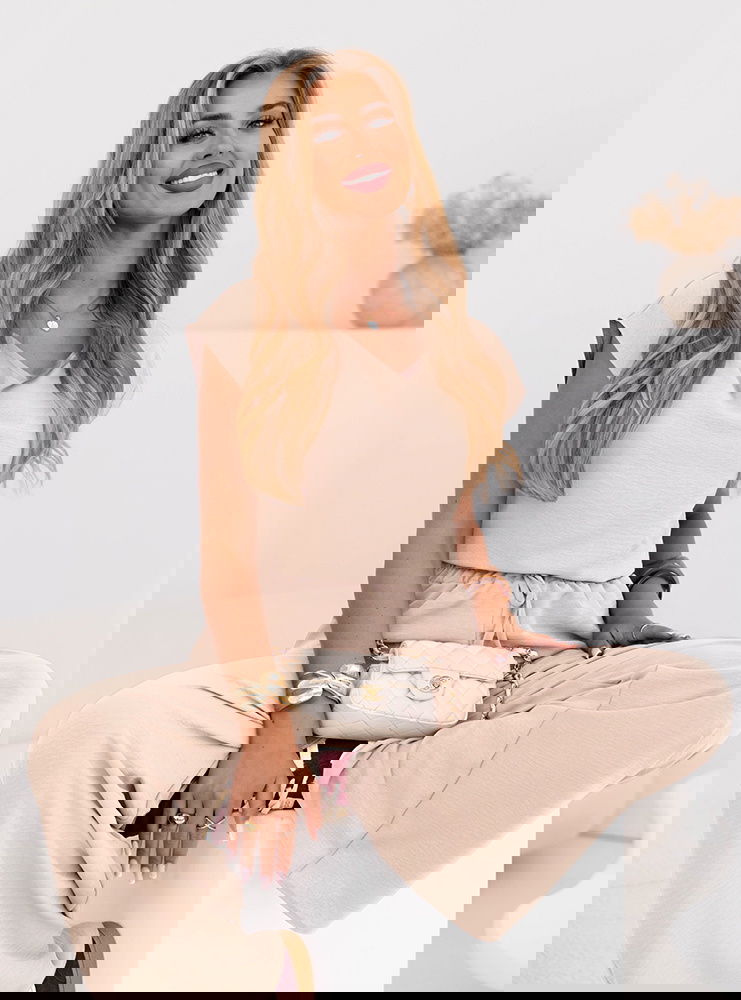 Beżowy komplet bluzka z krótkim...