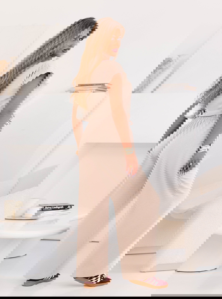 Beżowy komplet bluzka z krótkim...