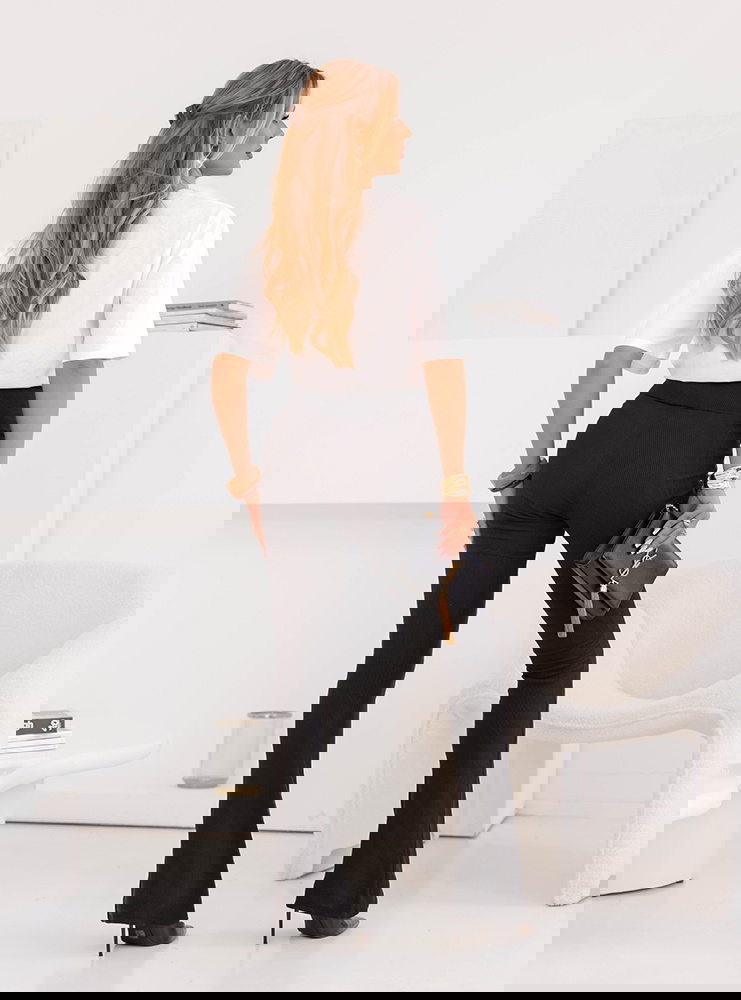 Czarne prążkowane spodnie z długimi...