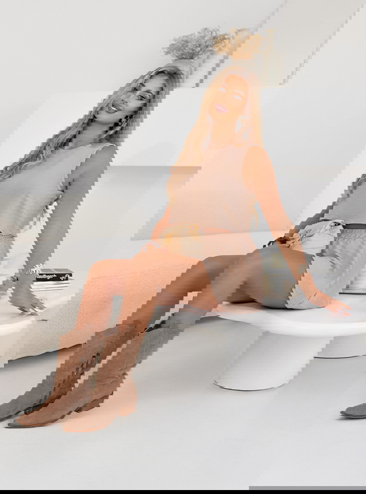 Beżowy komplet bluzka i spodenki Ymir